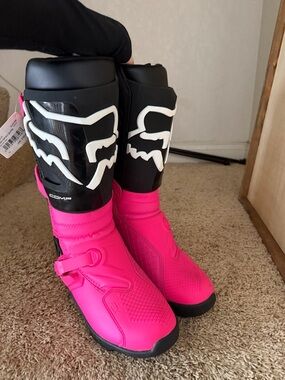 Fox Racing Comp women’s pink and Black riding boots